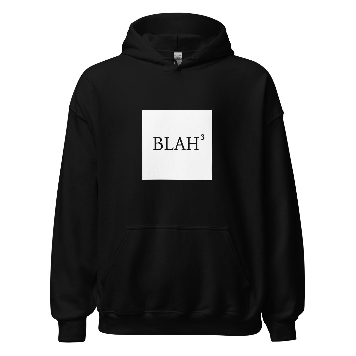 Musta unisex-huppari, jossa valkoinen laatikkoprintti ja mustalla tekstillä "BLAH³". Yksinkertainen ja tyylikäs paita, joka ei jaksa kiinnostua.